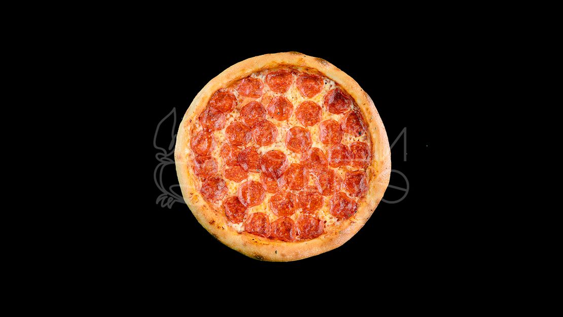 Гурмэ ковдор. Пицца пепперони. Пицца пепперони сверху. Пицца пепперони вид сверху. Блюдо пицца пепперони.